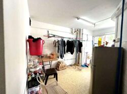 Hougang Avenue 1 (D19), Shop House #498297781